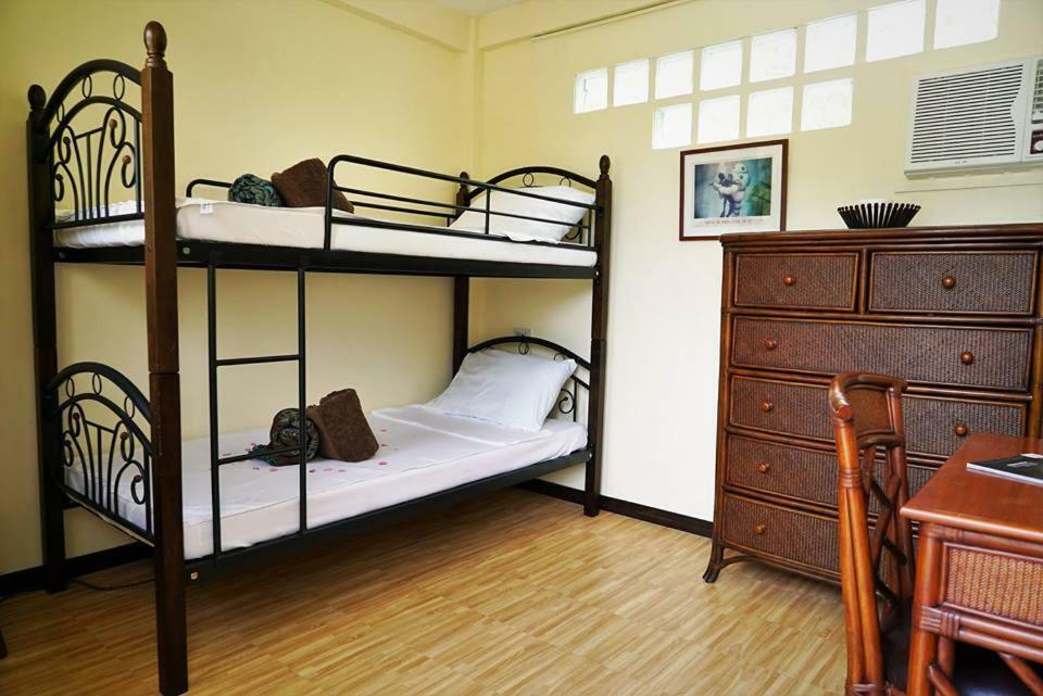 Hideaway Dive Hostel Lapu-Lapu City Exterior foto